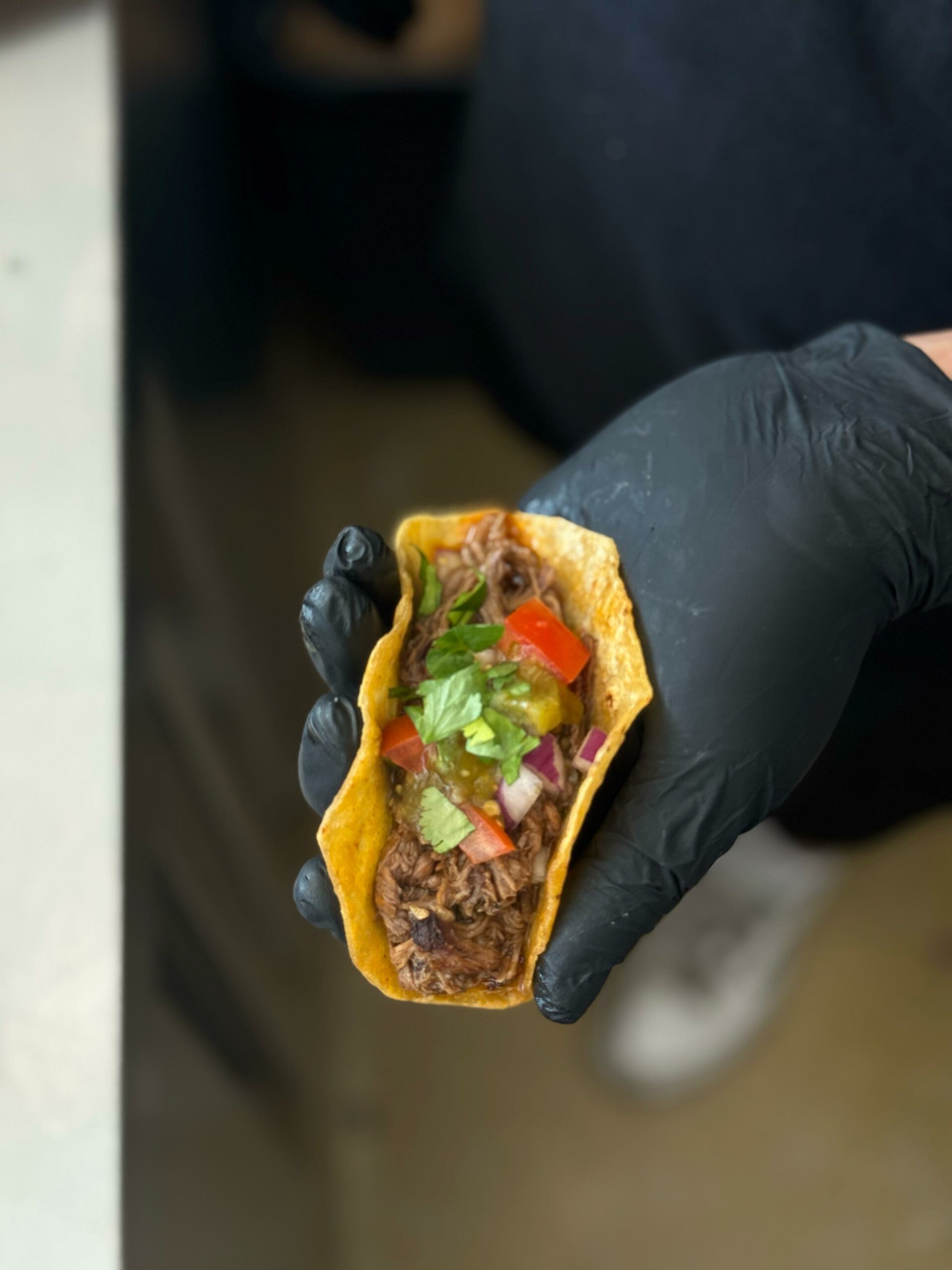 Frisch gefüllter Taco für euer Foodtruck-Catering