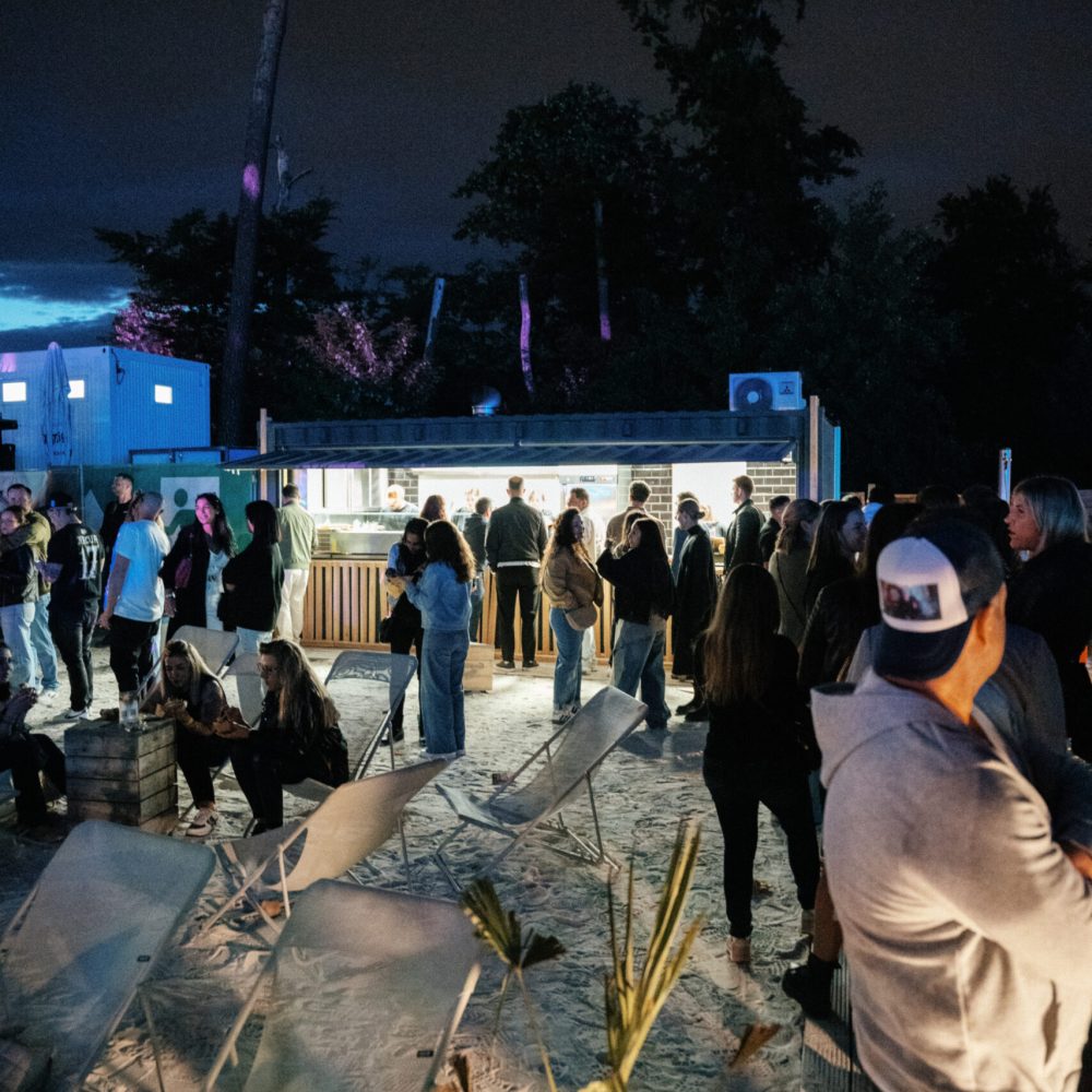 2505_ocean-club_old-but-gold-107