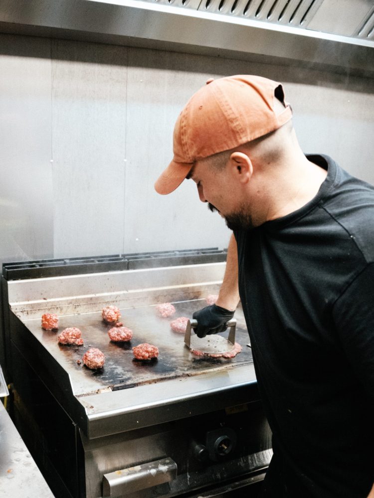 2505_ocean-club_old-but-gold-113